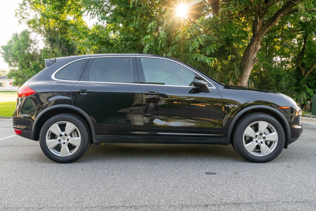 2012 Porsche 958 Cayenne - Image 8 of 31