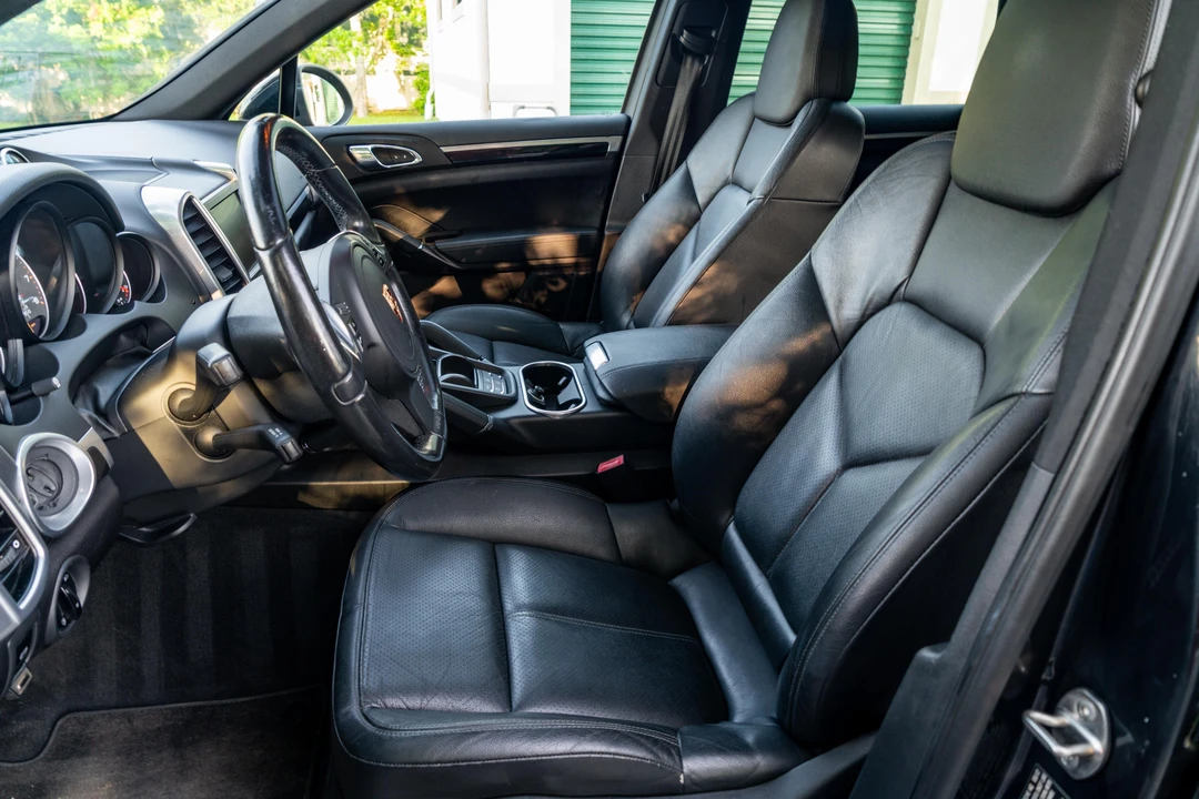 2012 Porsche 958 Cayenne - Image 27 of 31