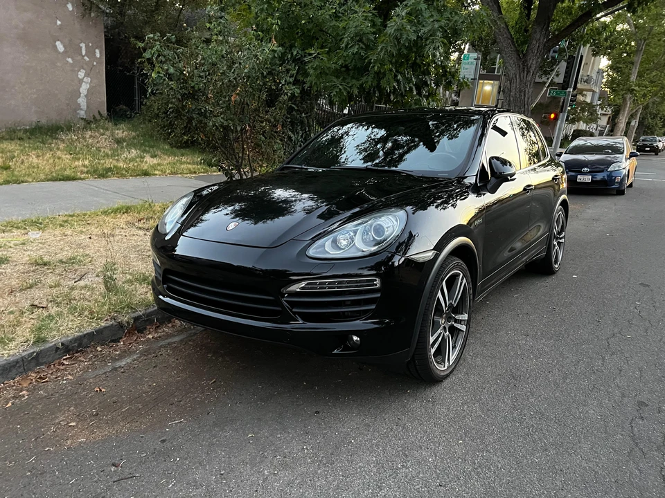 2012 Porsche 958 Cayenne S - Image 21 of 31