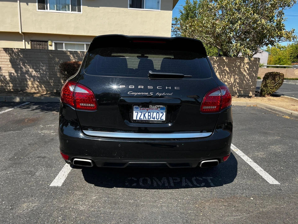 2012 Porsche 958 Cayenne S - Image 30 of 31