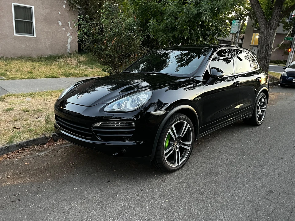 2012 Porsche 958 Cayenne S - Image 22 of 31