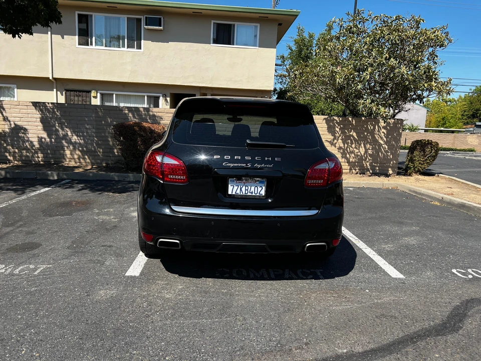2012 Porsche 958 Cayenne S - Image 29 of 31