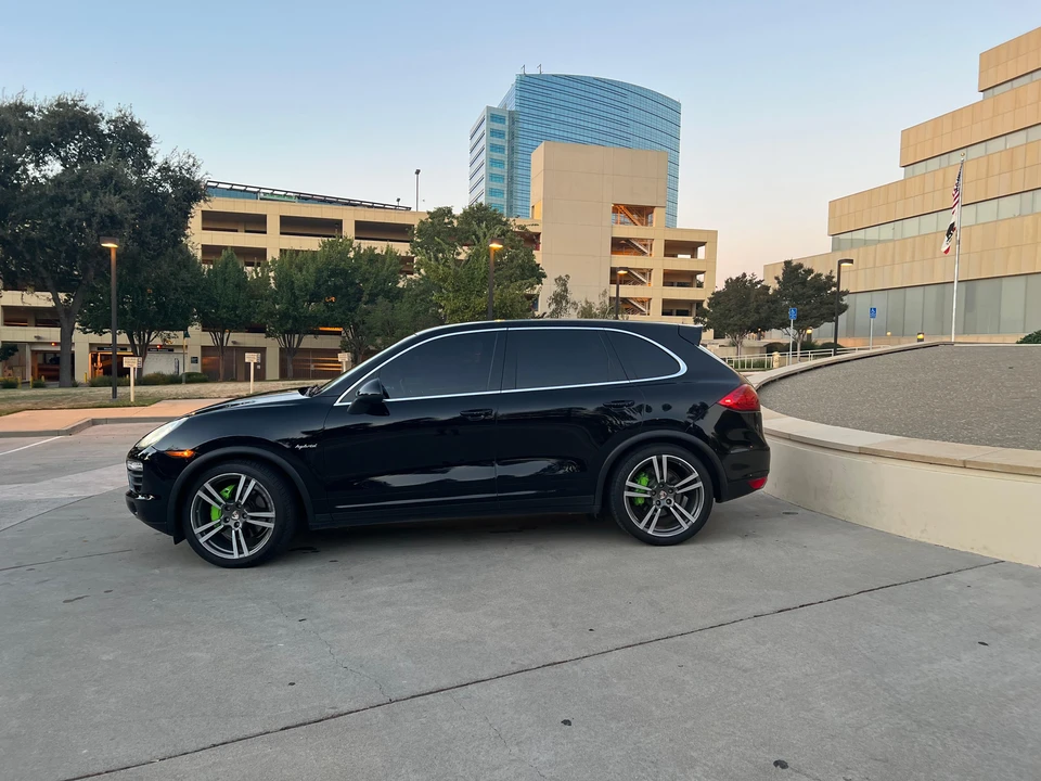 2012 Porsche 958 Cayenne S - Image 11 of 31