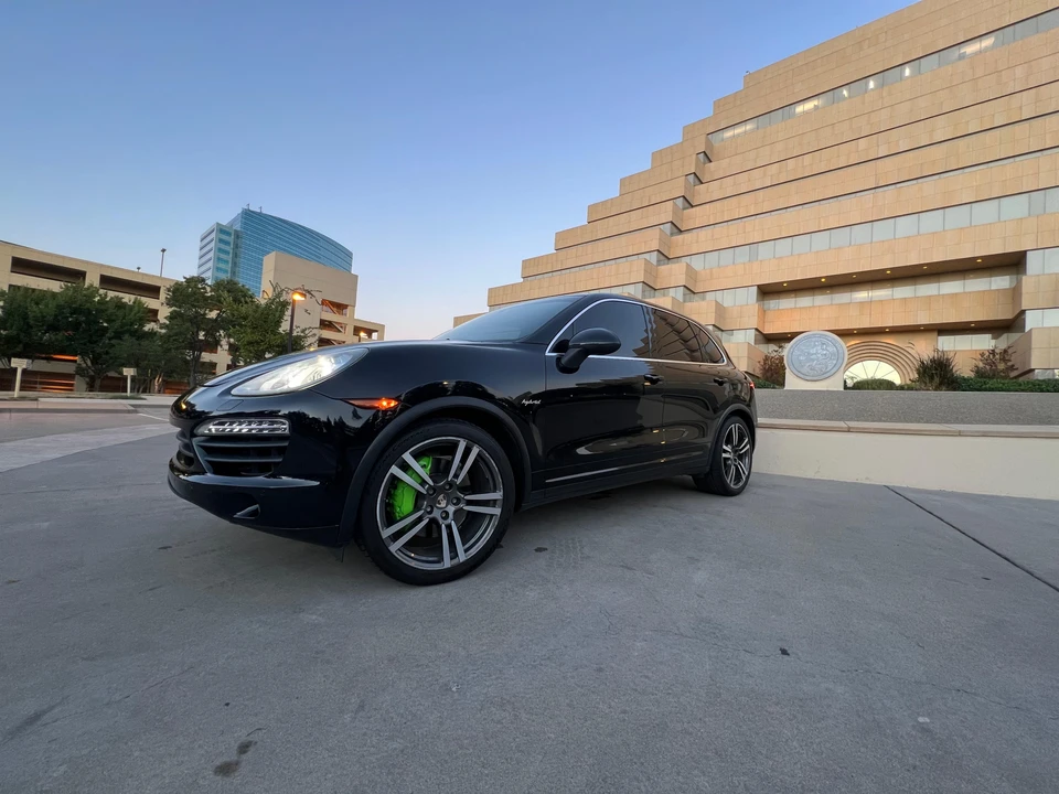 2012 Porsche 958 Cayenne S - Image 8 of 31