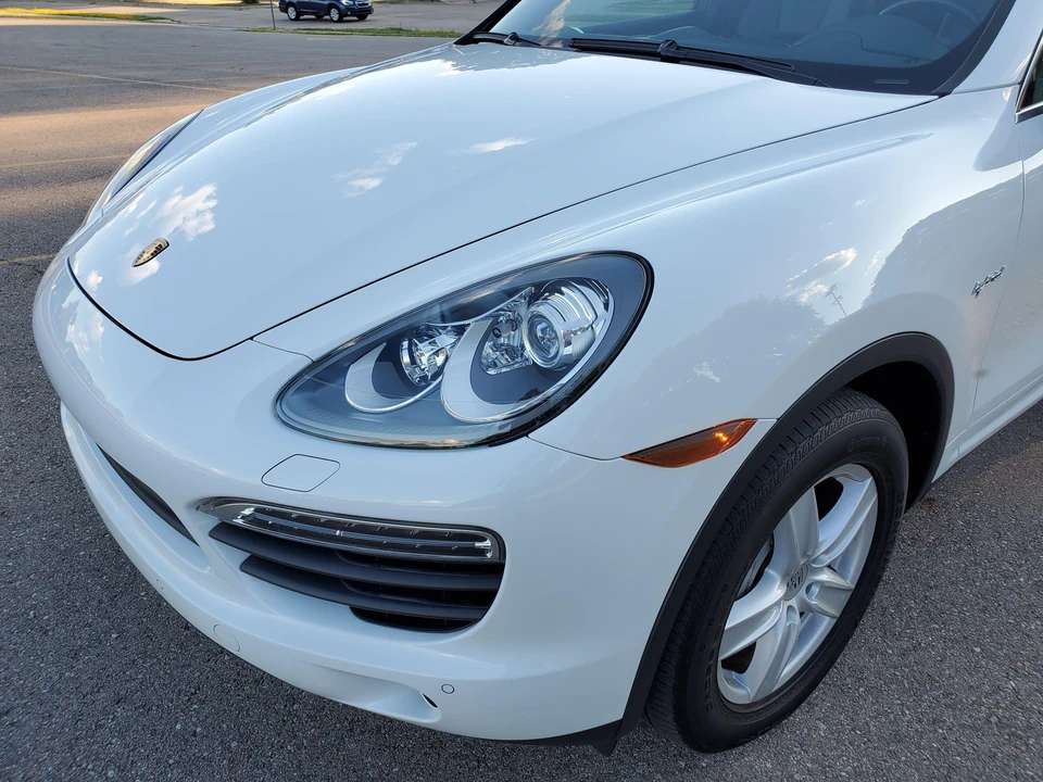 2012 Porsche 958 Cayenne S - Image 12 of 21