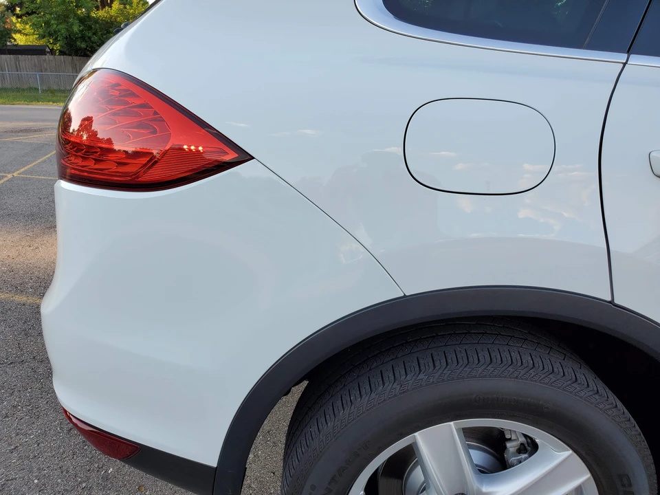 2012 Porsche 958 Cayenne S - Image 16 of 21