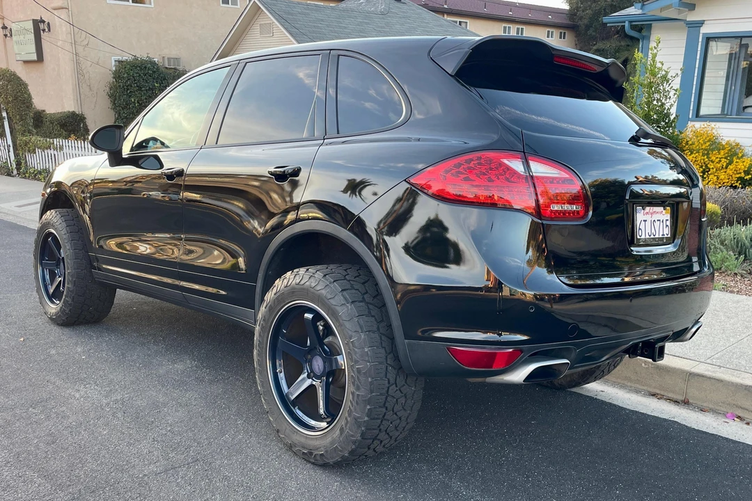2012 Porsche 958 Cayenne S - Image 4 of 31