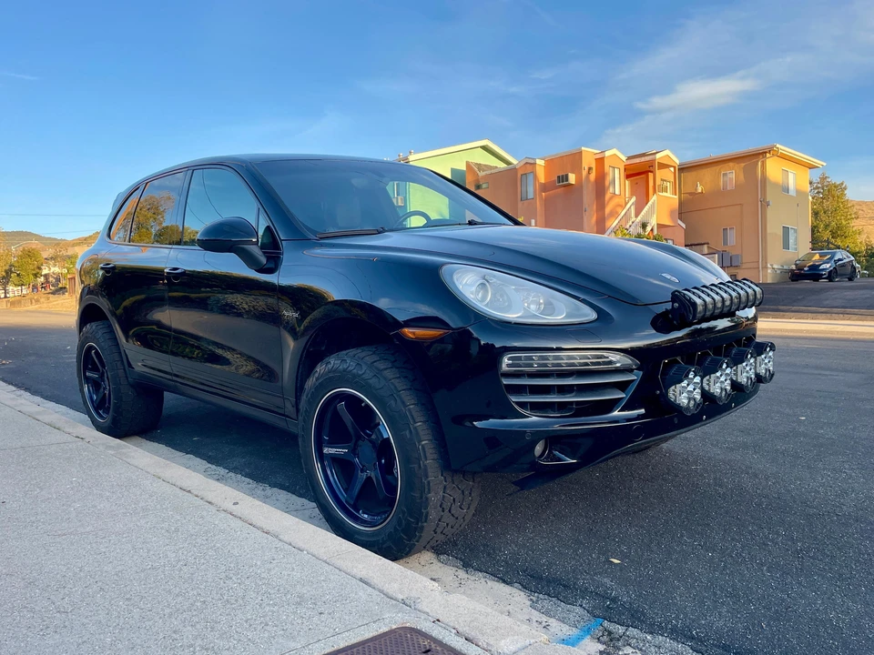 2012 Porsche 958 Cayenne S - Image 8 of 31