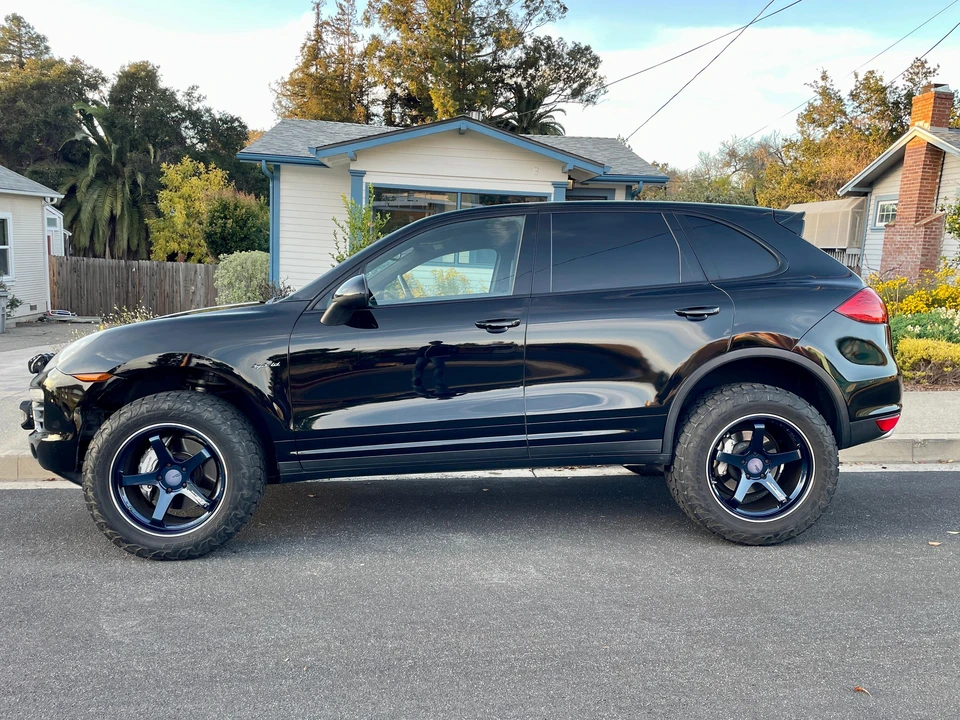 2012 Porsche 958 Cayenne S - Image 6 of 31