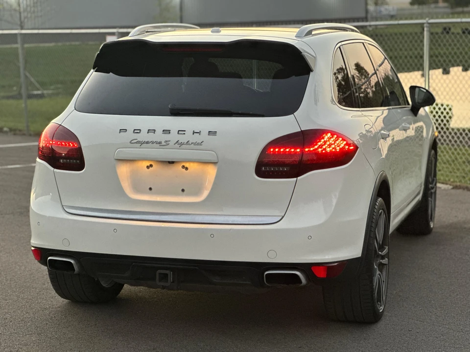 2012 Porsche 958 Cayenne S - Image 20 of 31
