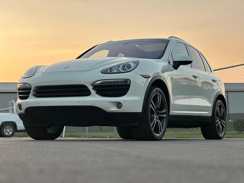2012 Porsche 958 Cayenne S - Image 11 of 31