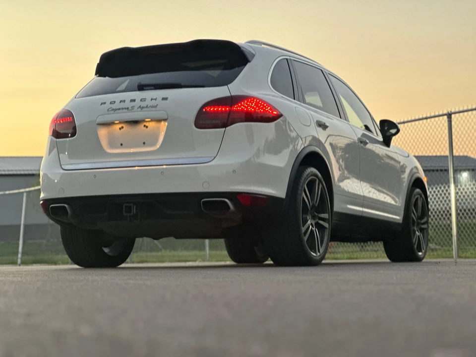 2012 Porsche 958 Cayenne S - Image 22 of 31