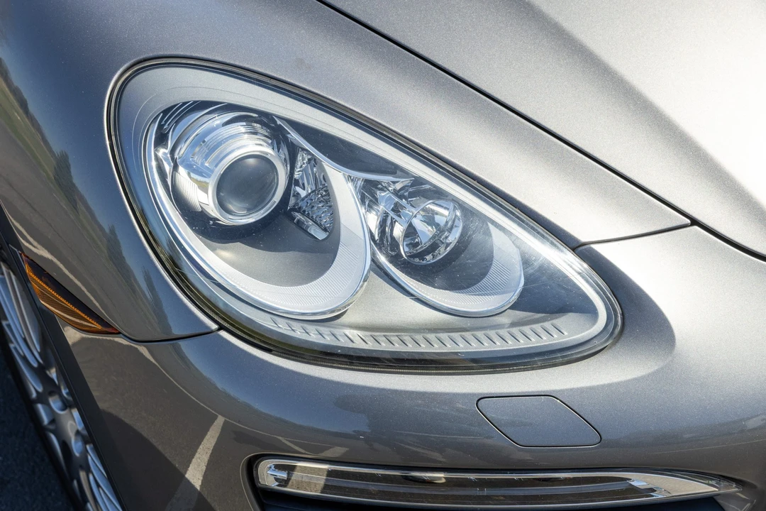 2012 Porsche 958 Cayenne S - Image 12 of 31