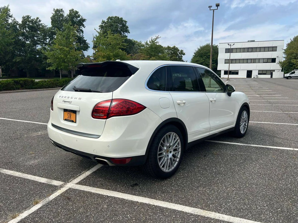2012 Porsche 958 Cayenne S - Image 3 of 7