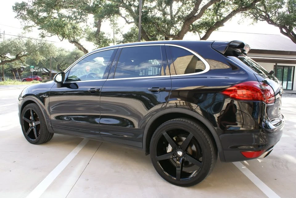 2012 Porsche 958 Cayenne S - Image 10 of 19