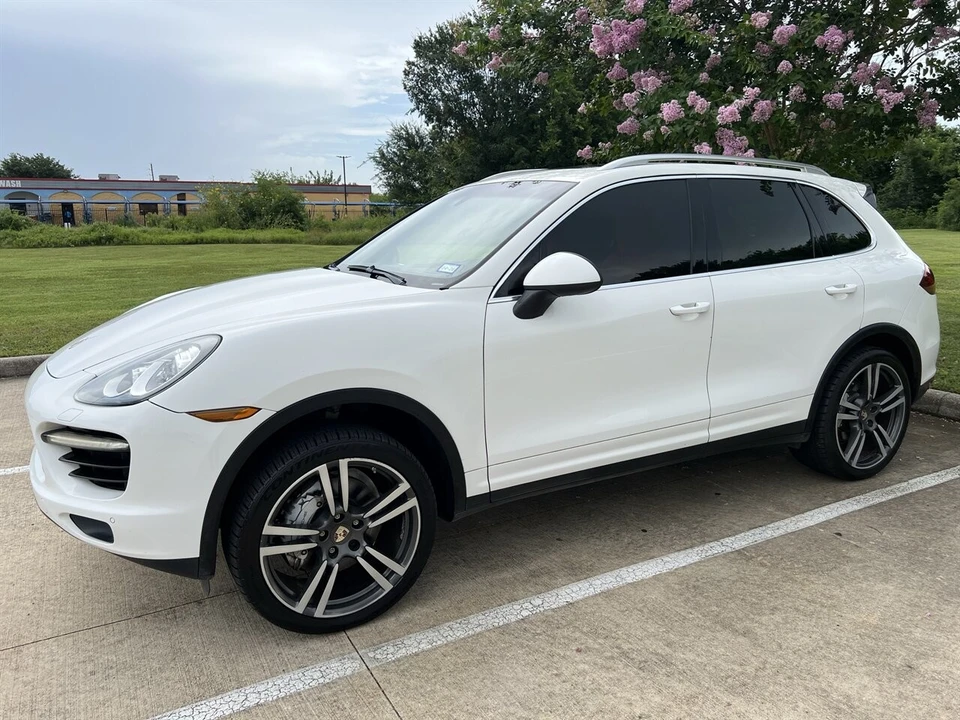 2012 Porsche 958 Cayenne S - Image 6 of 24