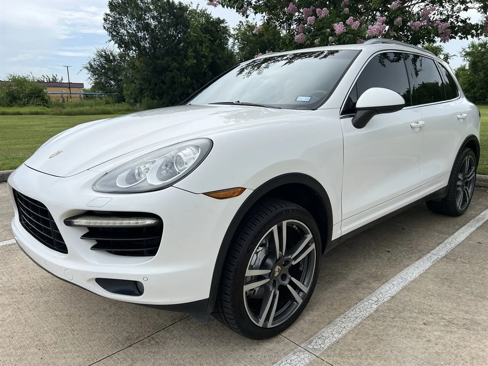 2012 Porsche 958 Cayenne S - Image 15 of 24