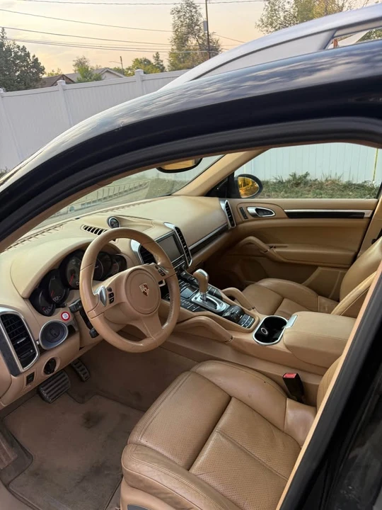 2012 Porsche 958 Cayenne S - Image 7 of 8