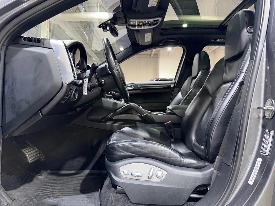 2012 Porsche 958 Cayenne S - Image 12 of 12