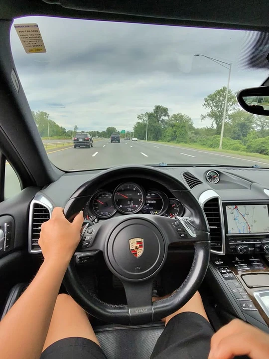 2012 Porsche 958 Cayenne S - Image 6 of 6