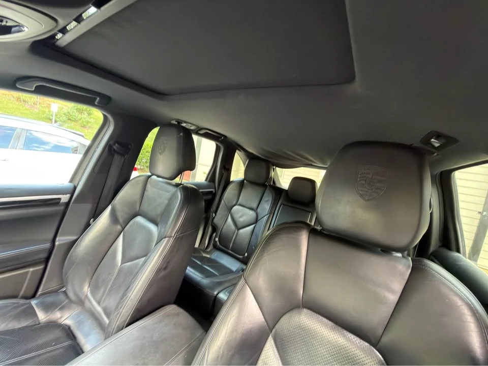 2012 Porsche 958 Cayenne S - Image 10 of 13
