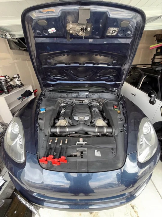 2012 Porsche 958 Cayenne S - Image 13 of 16