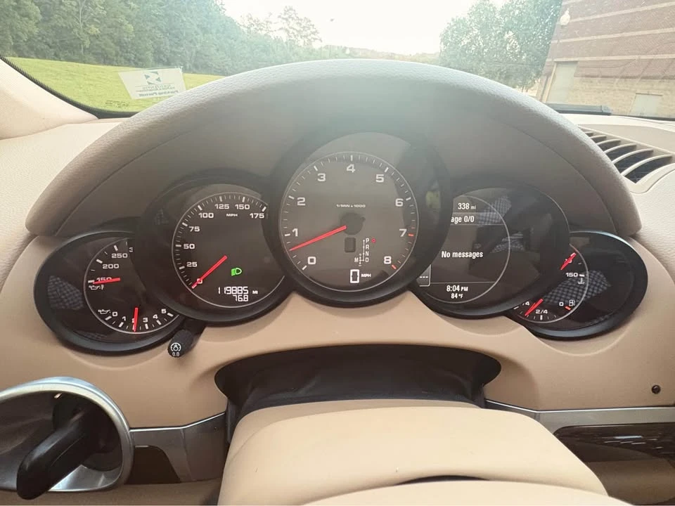 2012 Porsche 958 Cayenne S - Image 16 of 16
