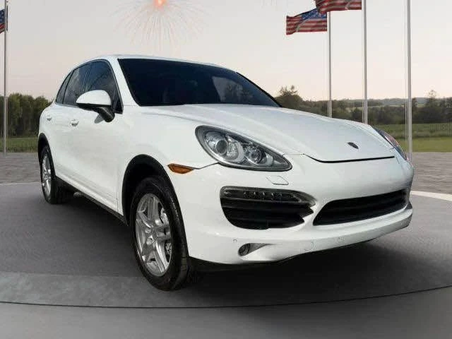 2012 Porsche 958 Cayenne S - Image 3 of 10