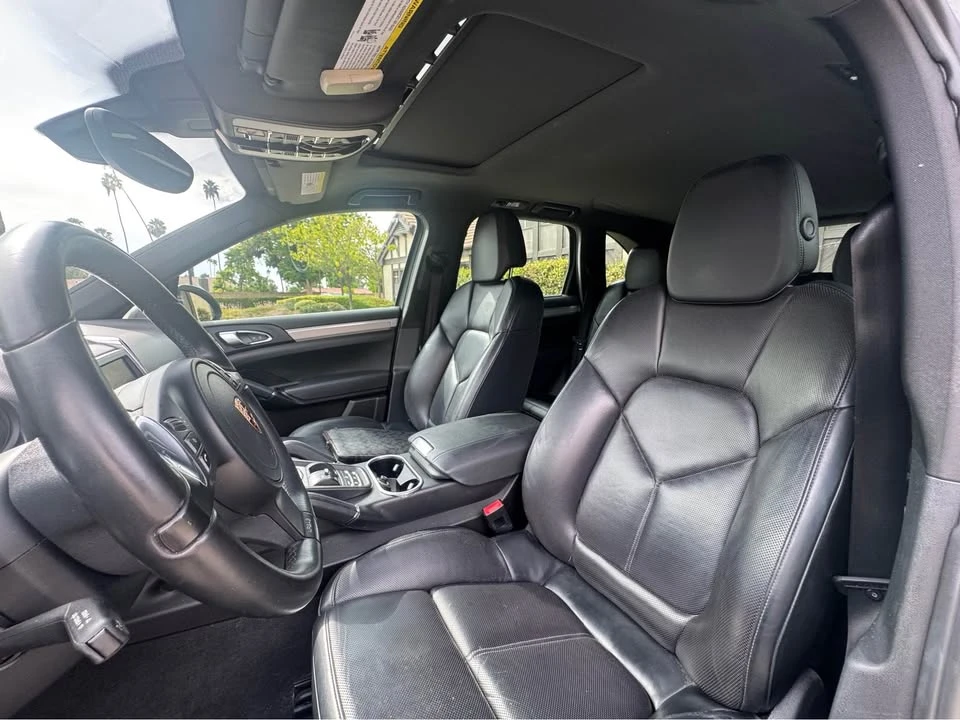 2012 Porsche 958 Cayenne S - Image 11 of 18
