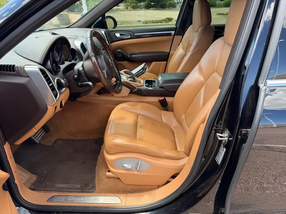 2012 Porsche 958 Cayenne S - Image 11 of 17