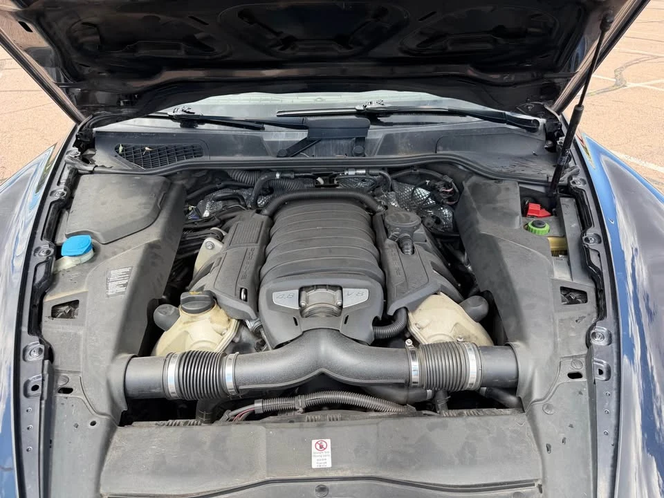 2012 Porsche 958 Cayenne S - Image 10 of 17