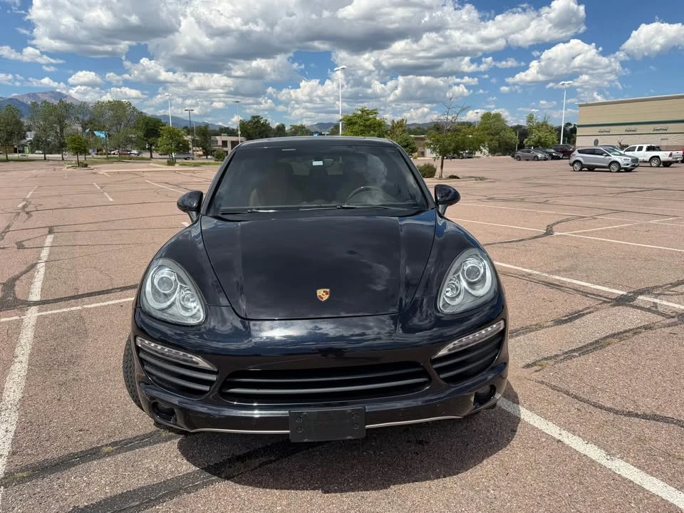 2012 Porsche 958 Cayenne S - Image 2 of 17