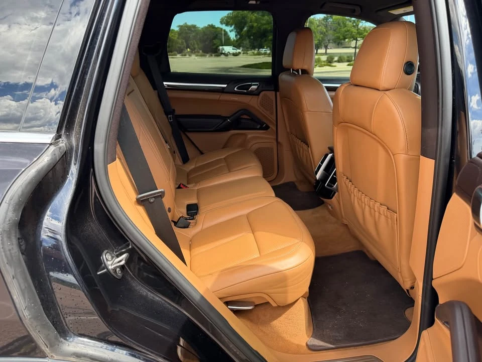2012 Porsche 958 Cayenne S - Image 14 of 17