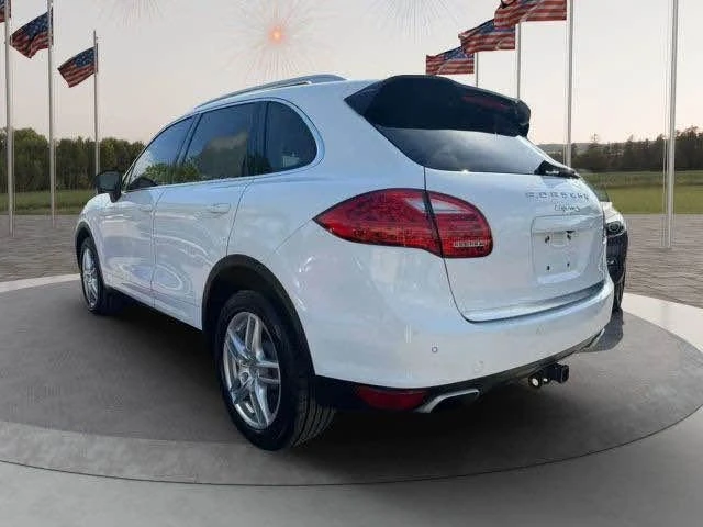 2012 Porsche 958 Cayenne S - Image 5 of 10
