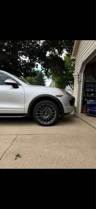 2012 Porsche 958 Cayenne S - Image 13 of 13