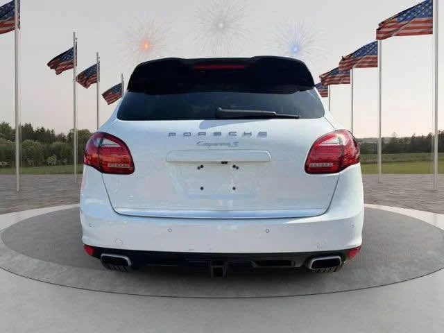 2012 Porsche 958 Cayenne S - Image 6 of 10