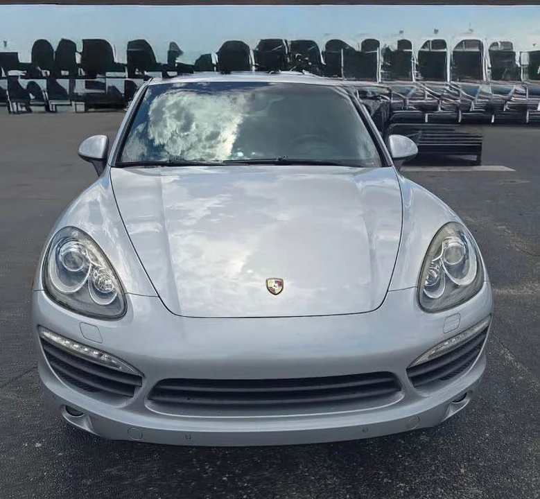 2012 Porsche 958 Cayenne S - Image 4 of 12