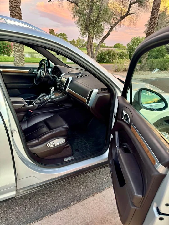 2012 Porsche 958 Cayenne S - Image 11 of 15