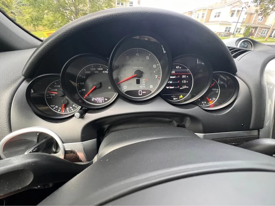 2012 Porsche 958 Cayenne S - Image 15 of 19
