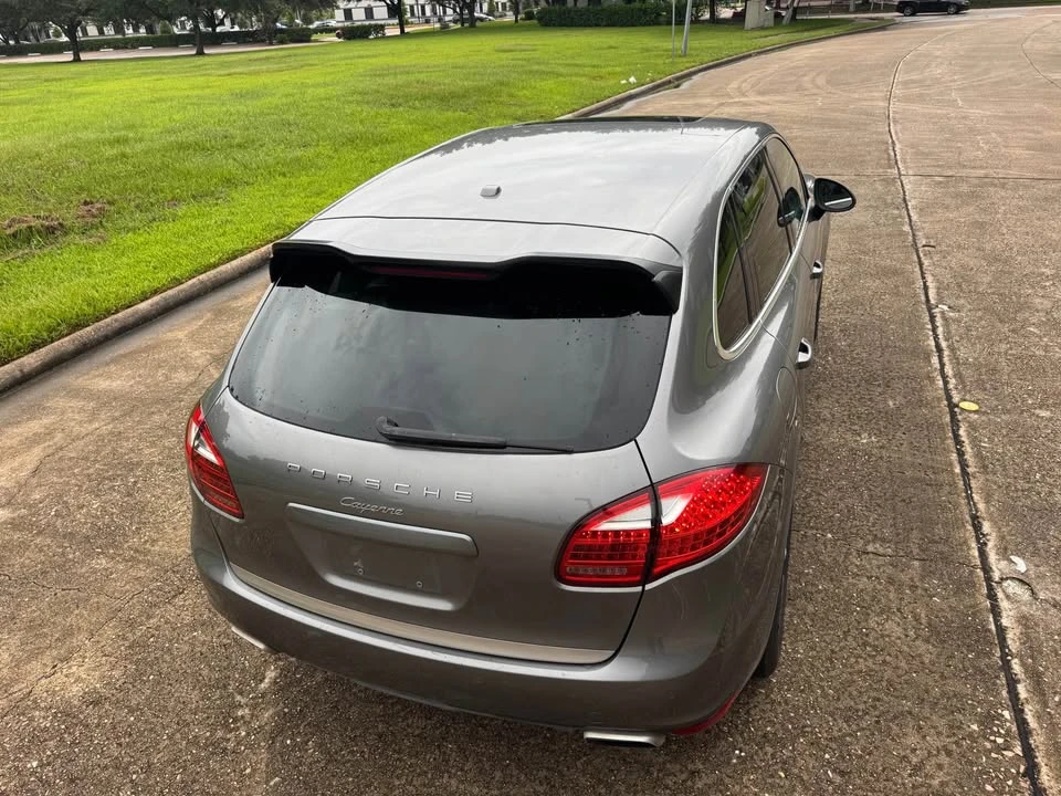 2012 Porsche 958 Cayenne S - Image 17 of 20