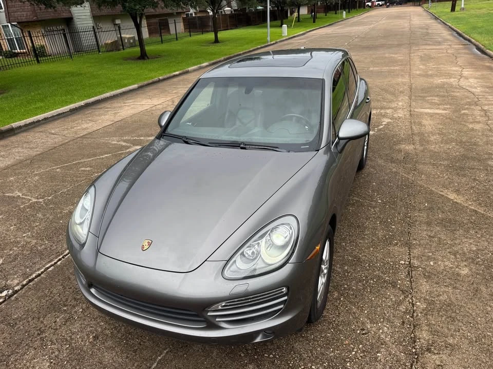 2012 Porsche 958 Cayenne S - Image 16 of 20