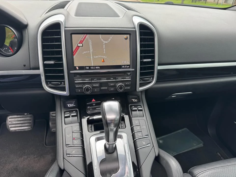 2012 Porsche 958 Cayenne S - Image 11 of 20