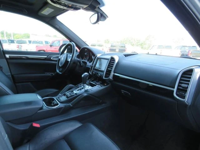 2012 Porsche 958 Cayenne S - Image 12 of 12