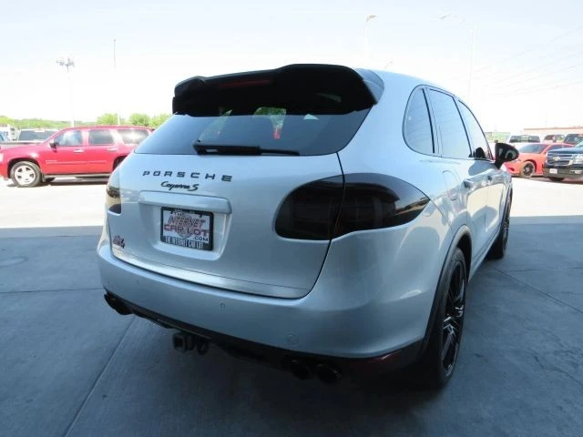 2012 Porsche 958 Cayenne S - Image 7 of 12