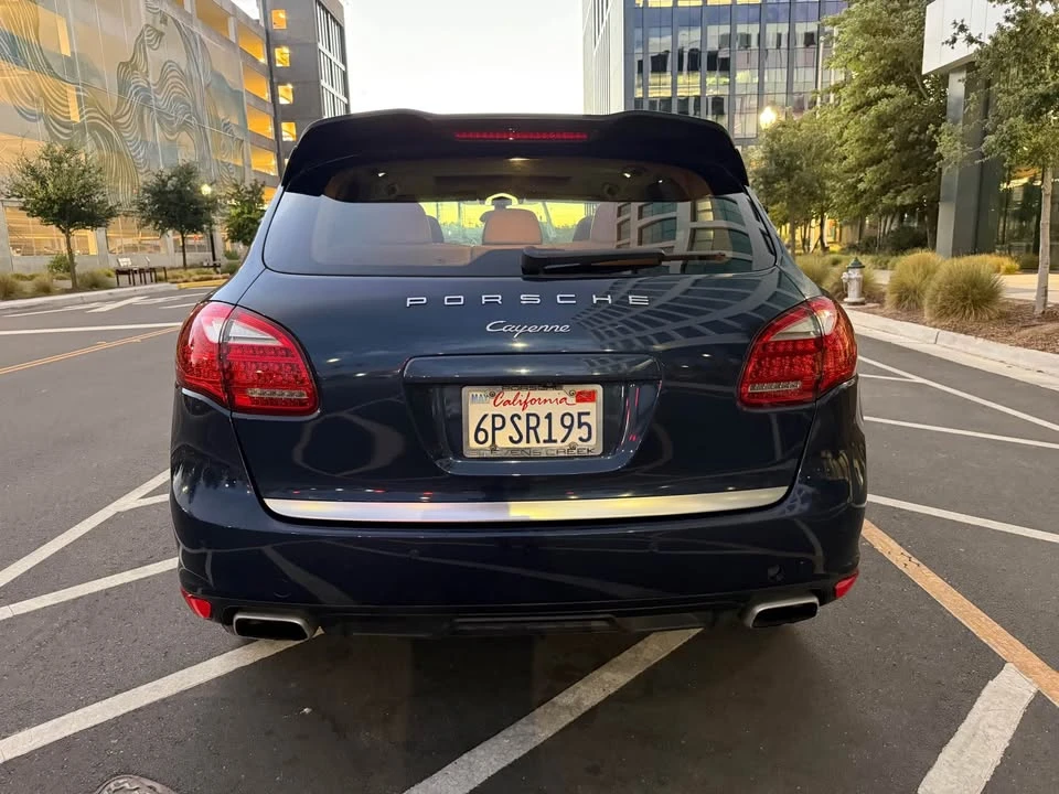 2012 Porsche 958 Cayenne S - Image 4 of 17