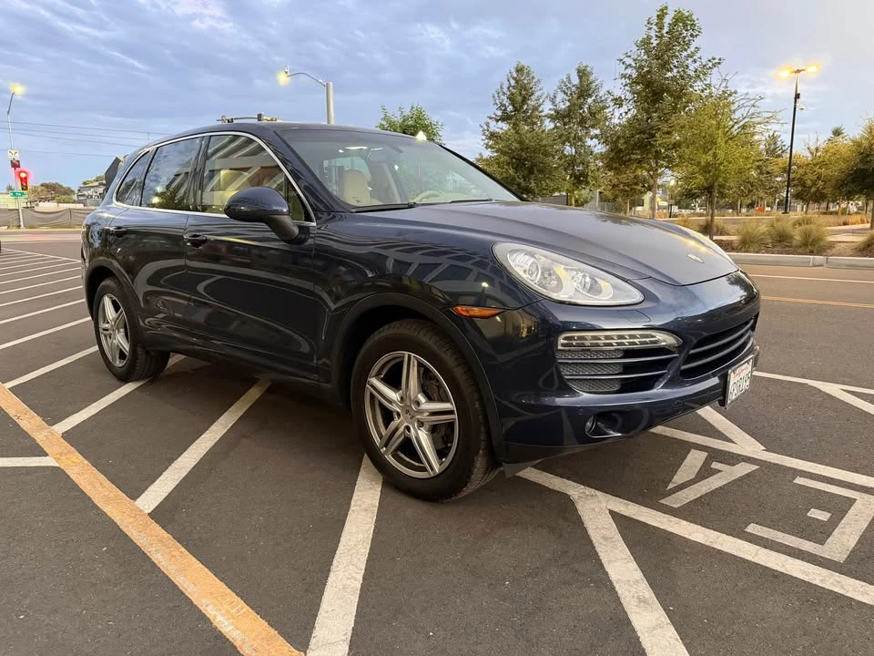 2012 Porsche 958 Cayenne S - Image 7 of 17