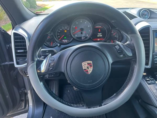 2012 Porsche 958 Cayenne S - Image 14 of 21