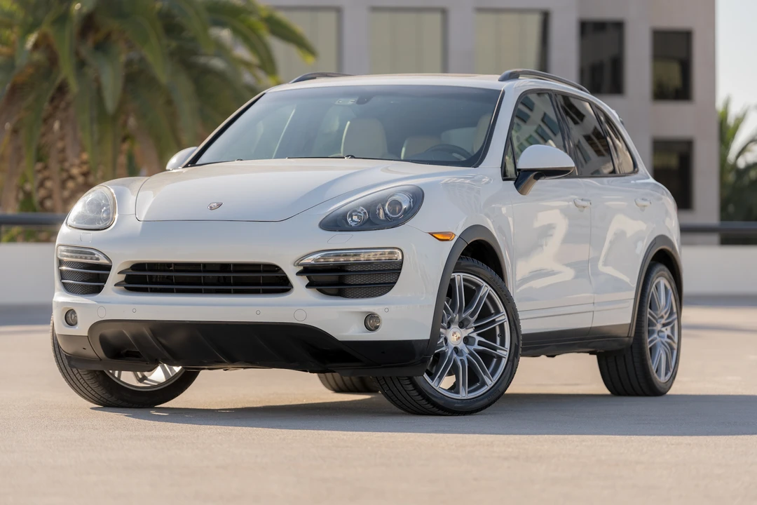 2012 Porsche 958 Cayenne S - Image 3 of 31