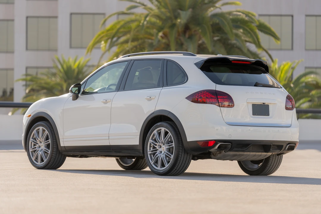 2012 Porsche 958 Cayenne S - Image 23 of 31