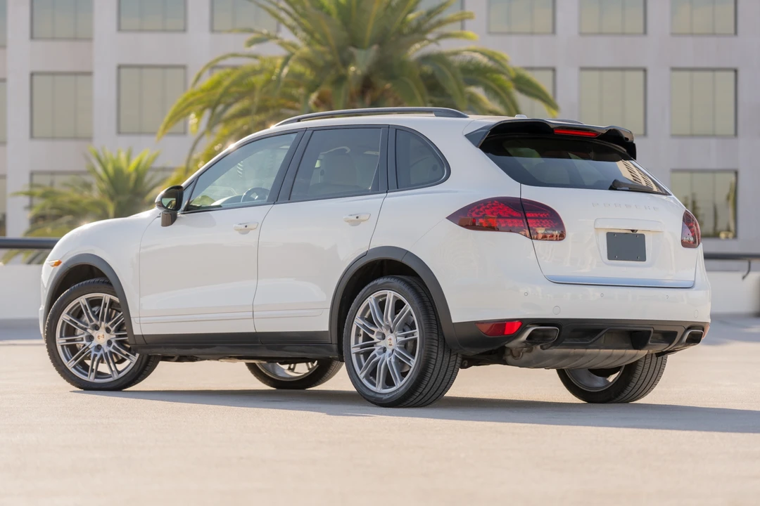 2012 Porsche 958 Cayenne S - Image 21 of 31